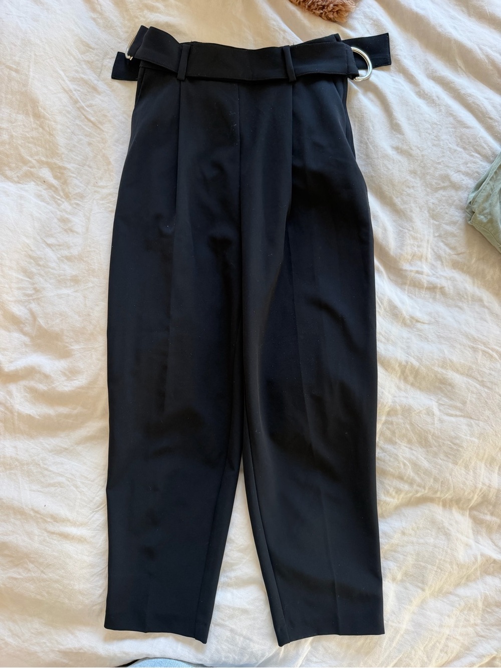 H&M: High-Waist Black Paperbag Trousers with Belt- size 4 US/ 34 EUR